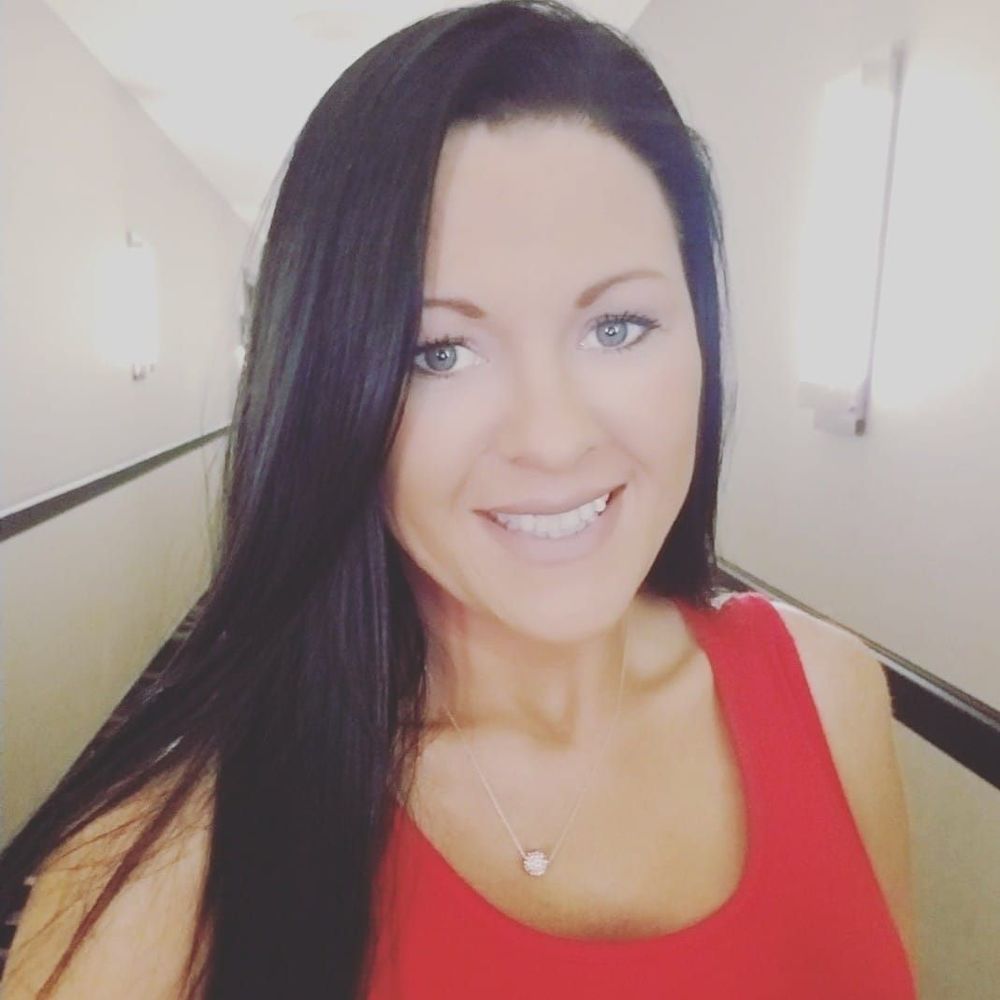 Meet your Posher, Tania